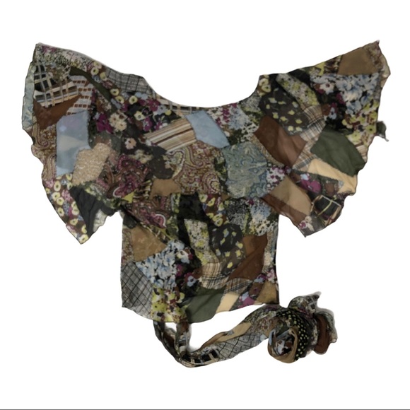 BCBGMAXAZRIA silk flutter sleeve wrap top | XS - Picture 4 of 7